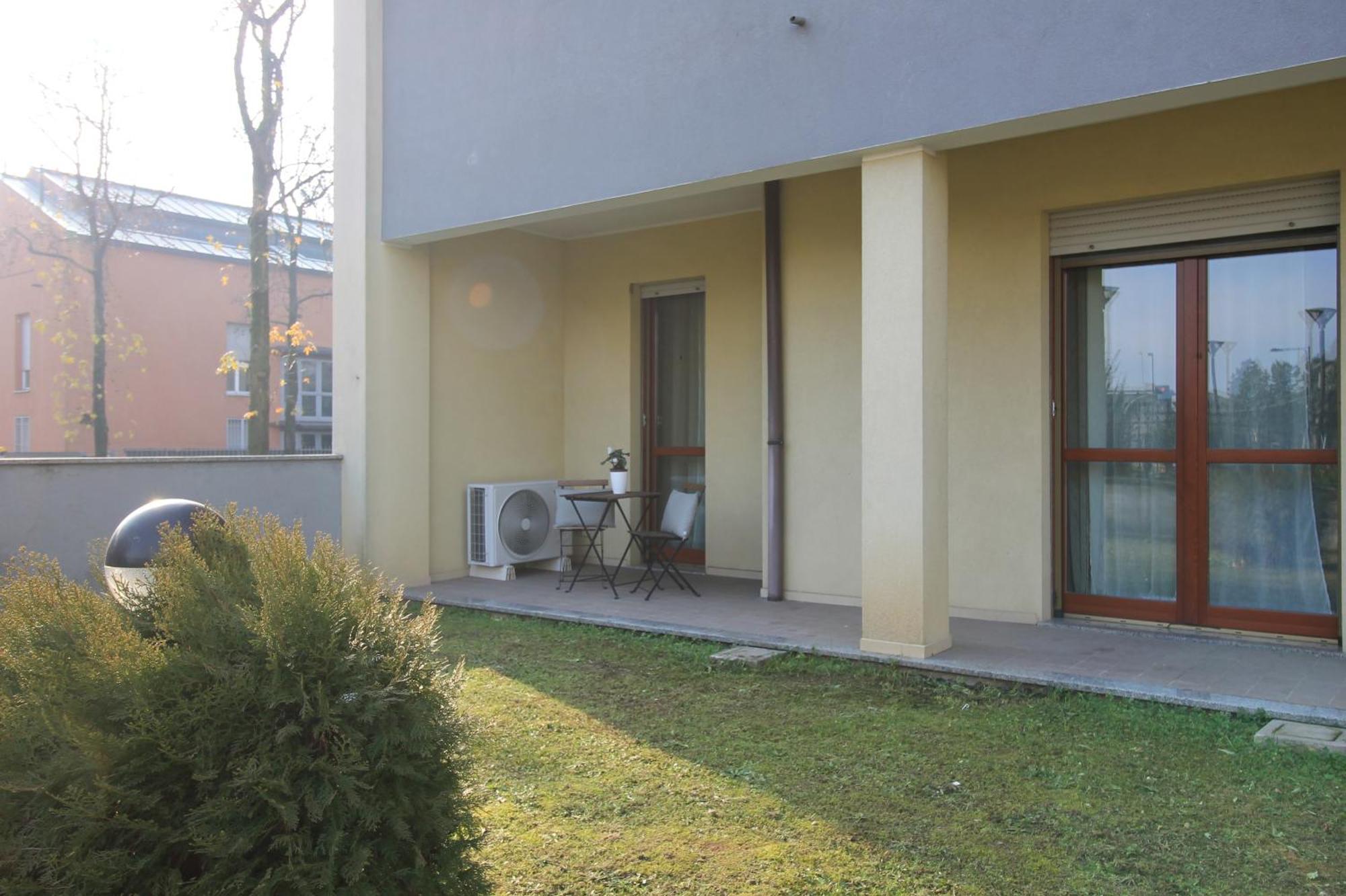 Hq Aparthotel Milano Inn - Smart Suites Cinisello Balsamo Eksteriør bilde