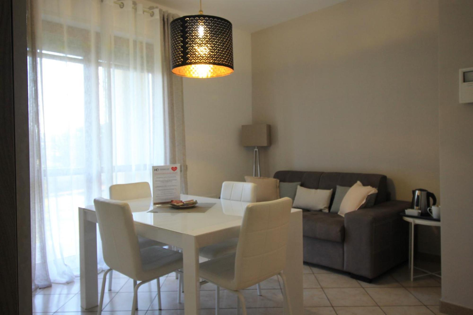 Hq Aparthotel Milano Inn - Smart Suites Cinisello Balsamo Eksteriør bilde
